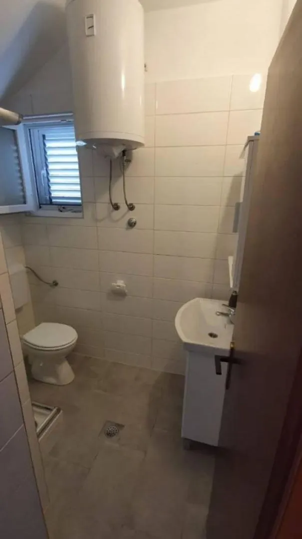 Apartments Pere - Parking And Barbecue Povljana Croatia