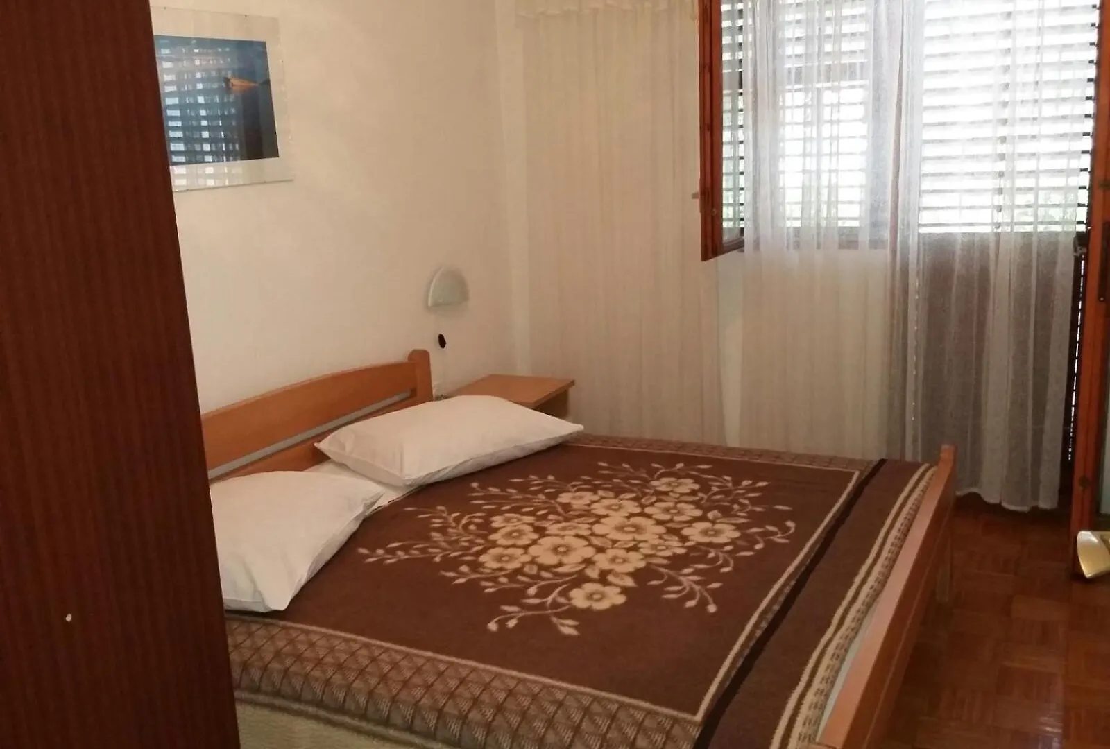 Apartments Pere - Parking And Barbecue Povljana 0*,