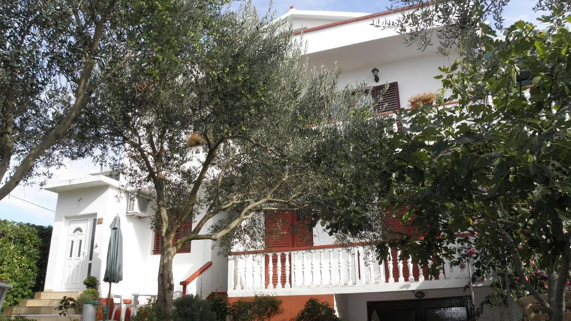 Apartments Pere - Parking And Barbecue Povljana